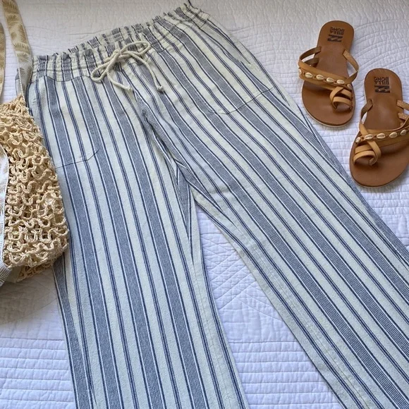 Roxy Oceanside Stripe Flared Linen Pants M NWT - Picture 13 of 16